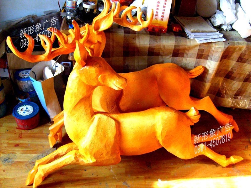 苯板雕刻圣诞鹿