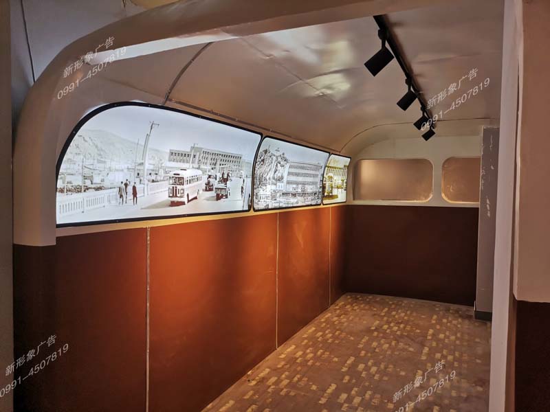 美陈车造型内装卡布灯箱