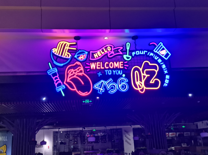 乌鲁木齐广告设计制作之树脂发光字的介绍